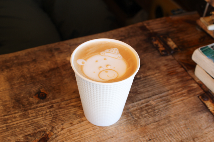 可愛いイラストが特徴のカプチーノ