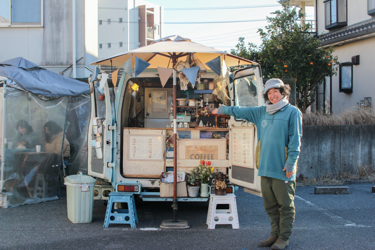 移動販売カフェ Going Cafe を営む内田真太郎（うちだ・しんたろう）さん 