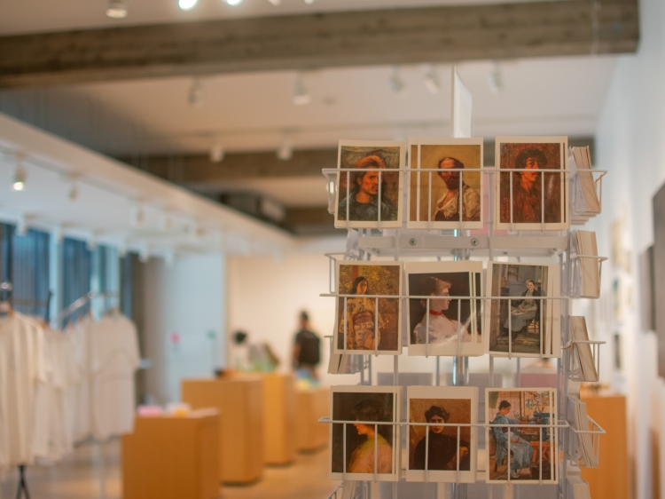 東京藝術大学付属美術館で扱っていた名品ポストカード