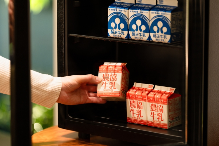 全国のホテルで、「ご当地牛乳」をご用意