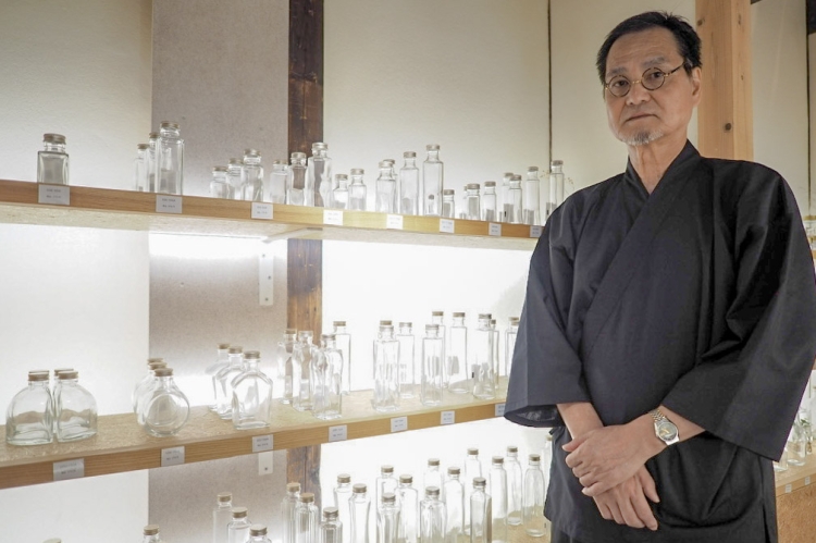 丁寧に歴史をお話ししてくれた、清水さん 