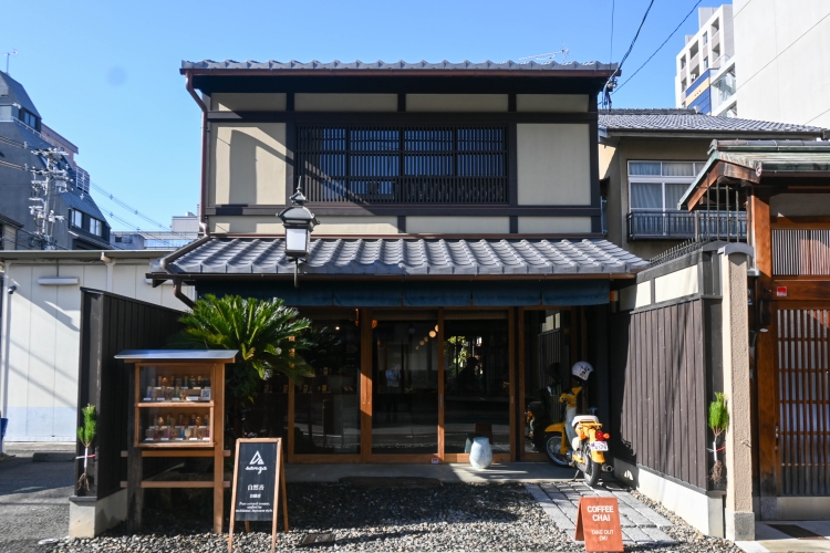 京都市中京区にある風情漂う築120年の京町屋