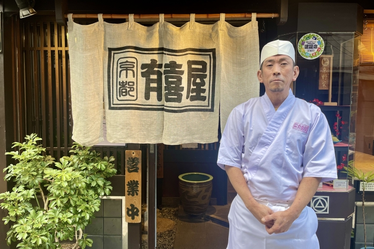「先斗町本店」で店長を務める、そば職人の伊藤さん
